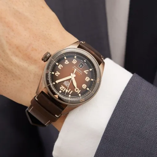 TAG Heuer Autavia Men Automatic Brown Leather Watch WBE5191.FC8276 - Image 2