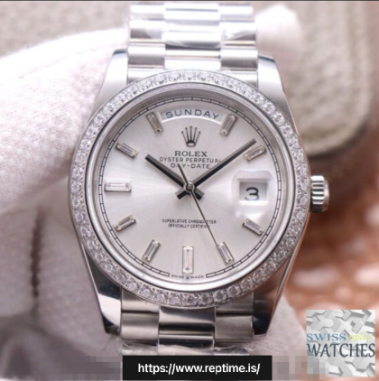 ROLEX DAY DATE SILVER DIAL STAINLESS STEEL 40MM SWISS REPLICA m228349rbr.0001